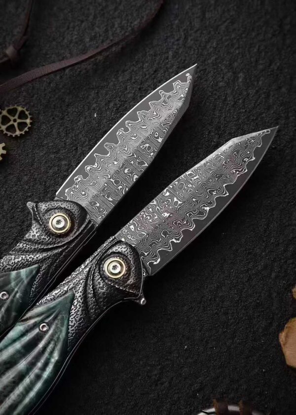 High-end handmade version, cold iron like ink. Imported forged Damascus steel
