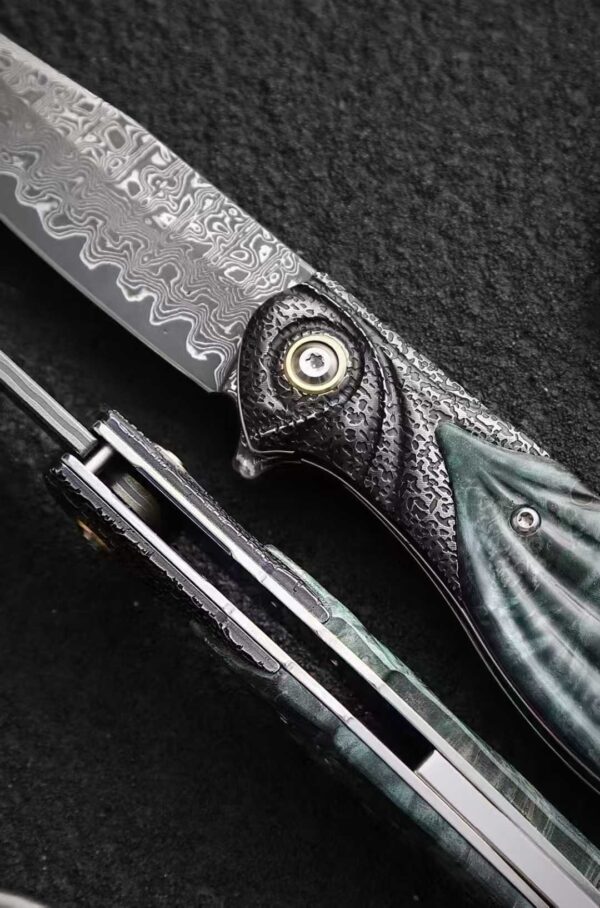 High-end handmade version, cold iron like ink. Imported forged Damascus steel