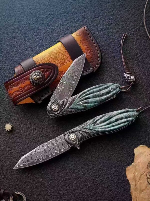High-end handmade version, cold iron like ink. Imported forged Damascus steel