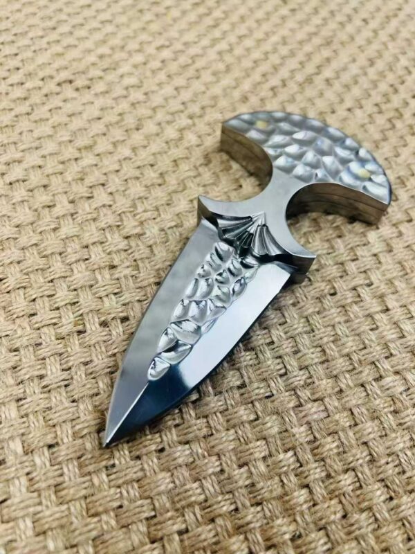 VG10 steel, hand-polished, high hardness 60HRC